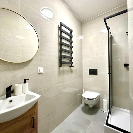 Mmrent Forest ホームステイ