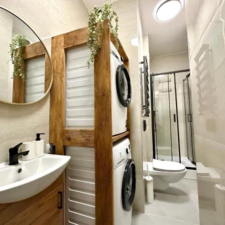 בית אירוח Mmrent Forest *